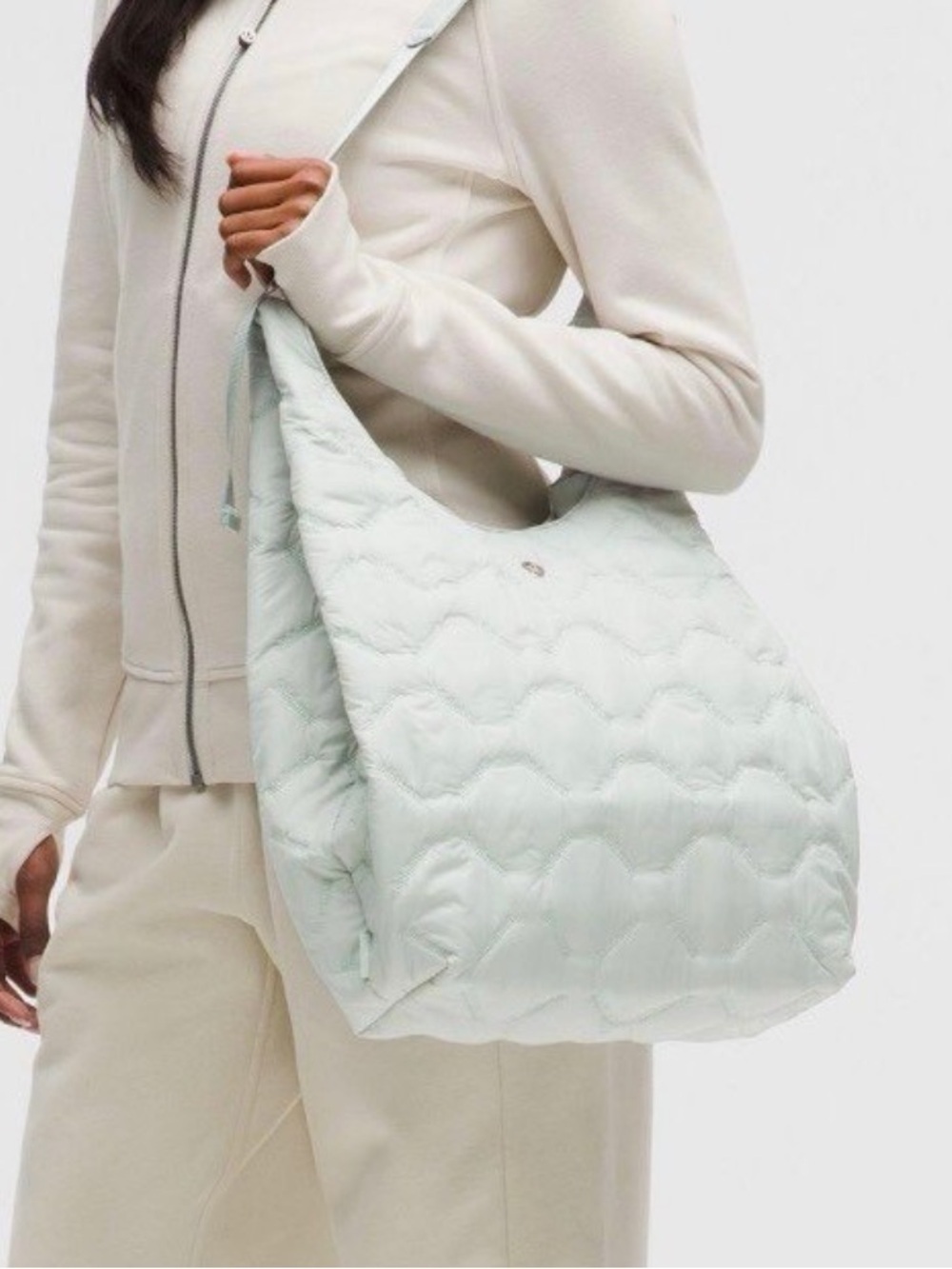 Lululemon Quilty Pleasures Shoulder Bag 14L NWT Pale Linen